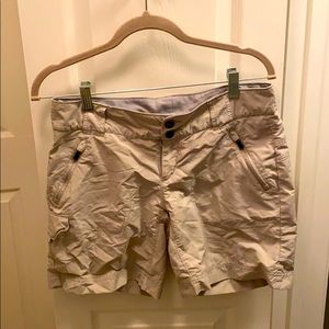 Women’s Columbia shorts
